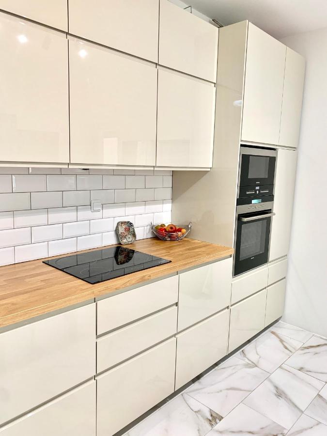 Cozy Apartment With Parking Near The City Center Athen Exterior foto