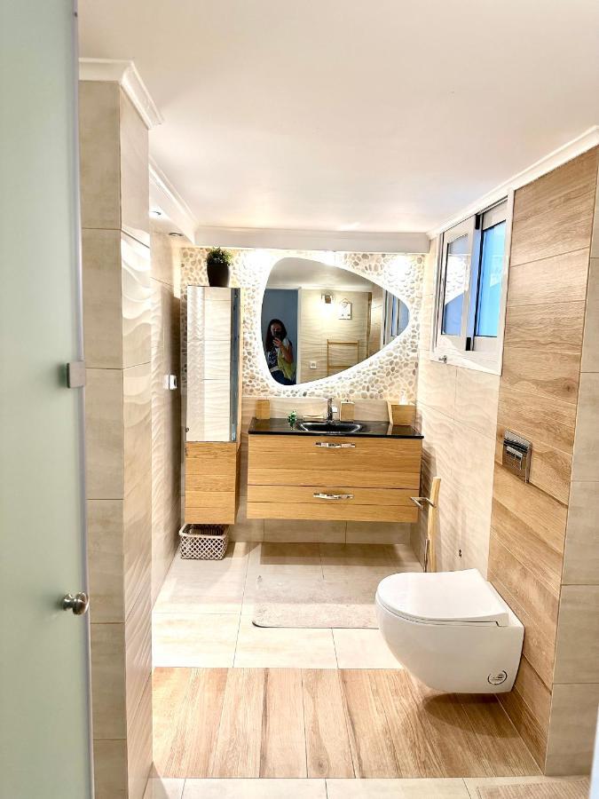 Cozy Apartment With Parking Near The City Center Athen Exterior foto
