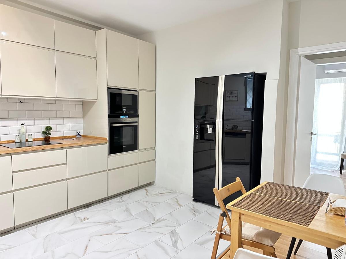 Cozy Apartment With Parking Near The City Center Athen Exterior foto