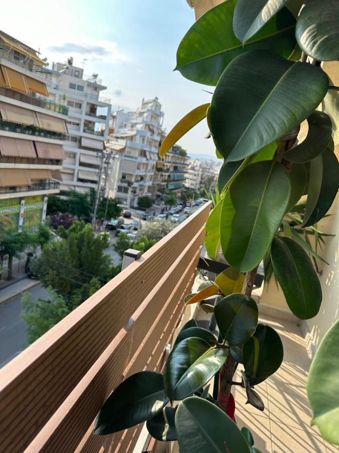 Cozy Apartment With Parking Near The City Center Athen Exterior foto